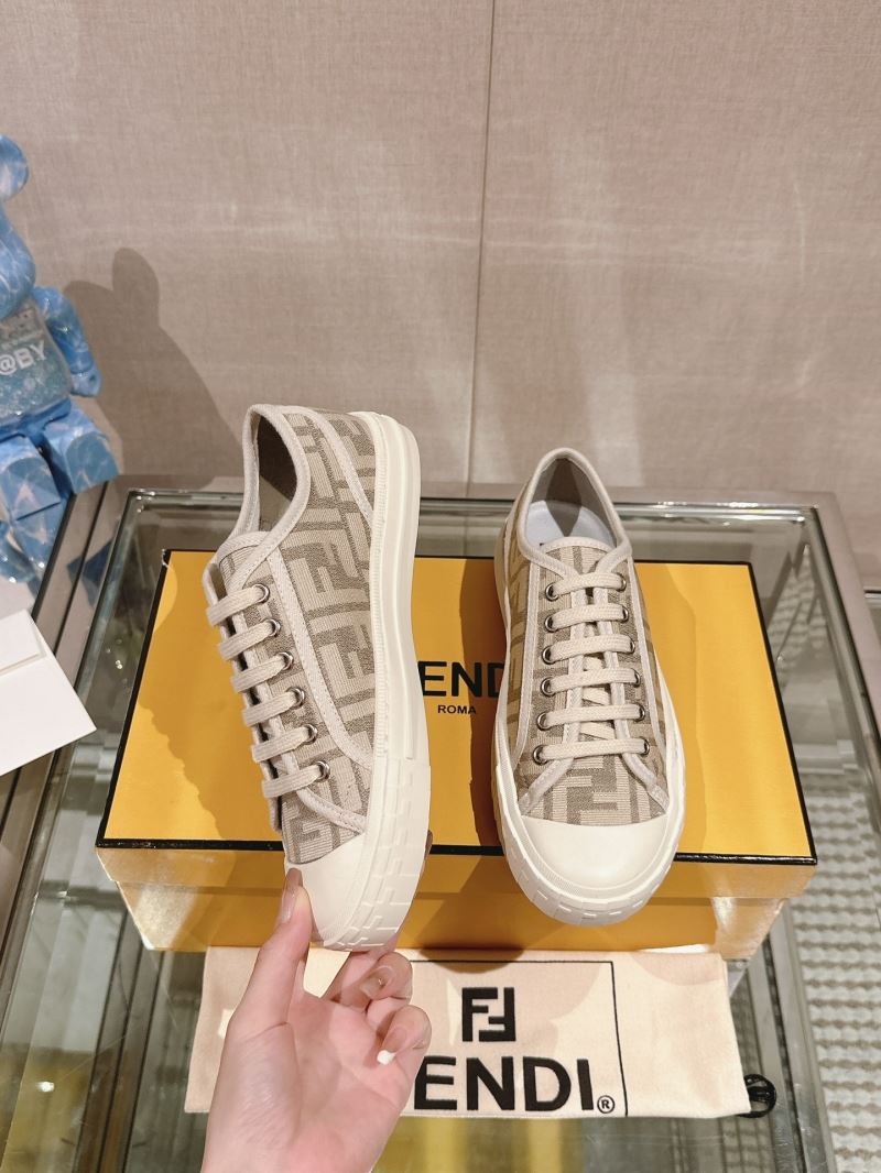 Fendi Low Shoes